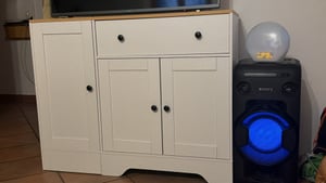 COSTWAY Küchenschrank, Sideboard auf Rollen, Buffetschrank mit Schublade, Regal, 2 Türen & Arbeitsplatte, Aufbewahrungsschrank, 105x40x83 cm, Weiß Kunden-Foto 1
