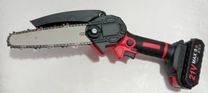 Mini Kettensäge, 6 Zoll 21V Elektro-Kettensäge mit 2x Akuu 5x Kette 1x Führungsplatte und 1x Aufbewahrungsbox, ragbare Handgeführte Akku Kettensäge Kunden-Foto 3