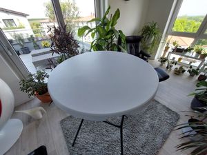 Stehtisch klappbar Ø 80 cm Tischplatte Höhe 110 cm Stahlgestell Partytisch Bistrotisch in weiß Kunden-Foto 1