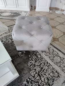 Stołek glamour BERTIN – czarny Zdjęcie produktu od klienta nr 1