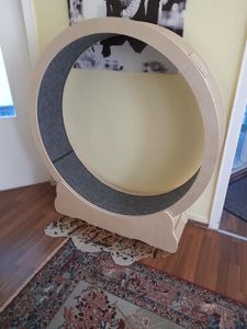 VEVOR Koleso pre mačky 1320x340x1415mm Koleso pre mačky vyrobené z brezovej a topoľovej preglejky Koleso pre mačky Nízka hlučnosť Odnímateľná vnútorná podložka Koleso pre mačky Vhodné pre mačky s hmotnosťou od 8 kg do 14 kg Fotografia od zákazníka č. 8