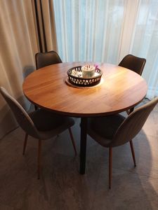 Tribesigns runder Esstisch,120 cm, für 4–6 Personen, moderner Küchentisch aus geriffeltem MDF mit Metallgestell, robustes Esszimmermöbel, Schwarzbraun Kunden-Foto 2