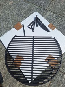 BBQ-Toro grille de cuisson en fonte Ø 54,5cm, massive et émaillée, accessoire pour BBQ et barbecue au charbon de bois Photo du client 1