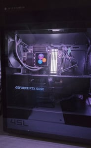 OMEN by HP 45L OMEN by GT22-3795ng, 5,7 GHz, Intel Core Ultra 9, 285K, 64 GB, 2 TB, Windows 11 Home Kunden-Foto 2