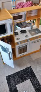 XXL-Holzküche für Kinder – mit LED, Zubehör & interaktiven Elementen Kunden-Foto 18