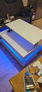 Tavolino Merax con LED e cassetti, tavolino con controllo APP, tavolino con piano allungabile, tavolino da salotto 100x50x44cm nero Foto del cliente 4