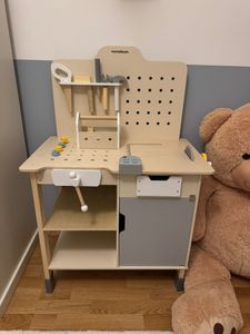 Große Kinder-Werkbank aus Holz mit Zubehör – 74-teiliges DIY-Set Kunden-Foto 1