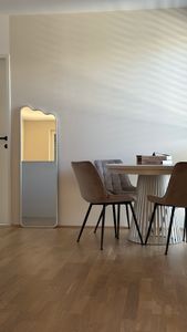 BEAUTYSOFA | Runder Ausziehbarer Tisch LUMI Ø 120–200 cm, Tisch für Esszimmer, Loft-Stil, Skandinavische, Weiß/Weiß Kunden-Foto 1