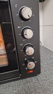TZS First Austria - Mini Backofen mit Kochplatten 45L 3200W - Premium-X Coating - Temperaturregelung bis 230°C - 3 Einschubhöhen Kunden-Foto 4