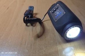 Lampa rowerowa 2 w 1, klasa IPX5, z klaksonem o głośności 110 dB i akumulatorem 1200 mAh – lampa rowerowa z cyfrowym klaksonem, oświetlenie rowerowe Forne – LUMIHORN Zdjęcie produktu od klienta nr 1