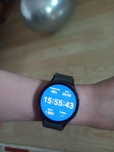 Samsung Galaxy Watch7 (44 mm, Bluetooth), 3,81 cm (1.5"), AMOLED, Touchscreen, WLAN, GPS, 33,8 g Kunden-Foto 3