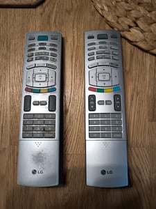 Originale LG Fernbedienung für 6710V00141W Kunden-Foto 1
