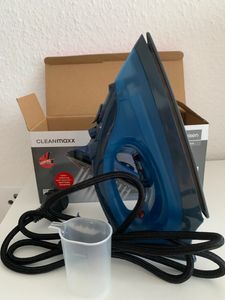 Fer à repasser à vapeur CLEANMAXX | 2200 watts | Repassage à sec et à vapeur | Revêtement en céramique, jet de vapeur turbo | Bleu Photo du client 1