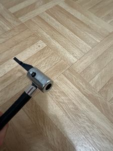 Akku-Luftpumpe Luftpumpe Kompressor-Reifenfüller mit LCD-Display,mit 3 Düsenadaptern Kunden-Foto 5
