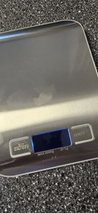GOURMETmaxx 04140 Elektronische KÃ1/4chenwaage mit LCD-Infodisplay, Messbereich bis 5 kg, Glas-Wiegeschale, Zuwiegefunktion, Diätcomputer, Automatische Abschaltung Kunden-Foto 1