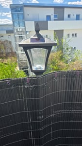 Outsunny Solar Laterne Gartenlaterne Gartenleuchte mit LED 30 Lumen H120cm Kunden-Foto 2