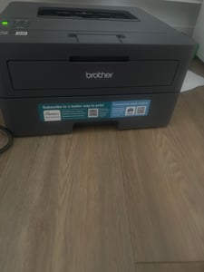 Brother HL-L2400DWE, Laser, 1200 x 1200 DPI, A4, 30 Seiten pro Minute, Doppelseitiger Druck, Schwarz Kunden-Foto 2