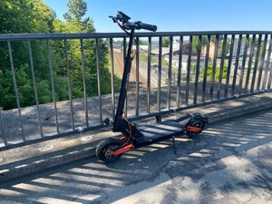 JOYOR S5 ABE- Faltbar Elektroroller - 500W Motor 48V13AH Akku 10 Zoll Reifen - Schwarz Kunden-Foto 10