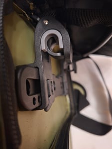 HITWAY Sacoche vélo porte-bagages, matériau étanche , 20-29L Sacoche porte-bagages avec réflecteurs, avec poignée de transport Photo du client 1