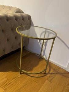 Odkládací stolek VASAGLE, malý skleněný stolek, robustní tvrzené sklo, kulatý, Ø 50 cm, zlatá barva Fotografie od zákazníka č. 1