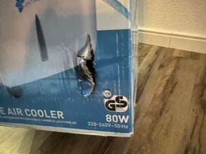 JUNG LIFEAIR Al mobiles Klimagerät mit Wasserkühlung, inkl. Fernbedienung + Timer, Mobile Klimaanlage leise, Kühlender Ventilator, ohne Abluftschlauch Kunden-Foto 5