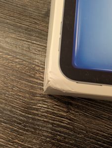 Apple iPad Air, 33 cm (13"), 2732 x 2048 Pixel, 128 GB, 8 GB, iPadOS 18, Blau Kunden-Foto 3