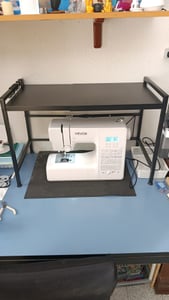 Macchina per cucire computerizzata VEVOR con 200 punti e schermo a LED e pedale e luce a LED, robusta struttura in metallo, macchina per cucire digitale con motore potente per lavori di artigianato e rammendo Bianco Foto del cliente 1