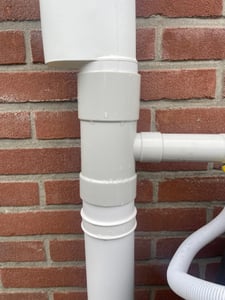 Regenwassersammler mit Ventil 100mm Weiß Kunden-Foto 1
