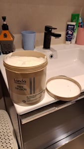Londa Professional Maschera di trattamento per il ripristino della fibra capillare, 750 ml Foto del cliente 4