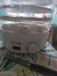 Sušička potravín 500W, určená na sušenie ovocia, húb, zeleniny a byliniek, s 5 poschodiami a teplotným rozsahom 35–70°C Fotografia od zákazníka č. 1