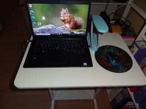 Bureau réglable en hauteur avec roulettes, pour PC, 60 x 40 cm, table haute, blanc Photo du client 1