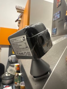 2K Mini Kamera,Überwachungskamera Innen Akku Kamera überwachung innen mit 3500mAh Akku für lange Laufzeit,Bewegungsmelder,2-Wege-Audio,Nachtsicht Kunden-Foto 1