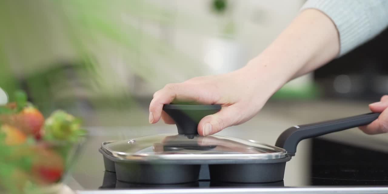padella per uova fritte endusor® con coperchio 27 cm - Anteprima dell’immagine prodotto 7
