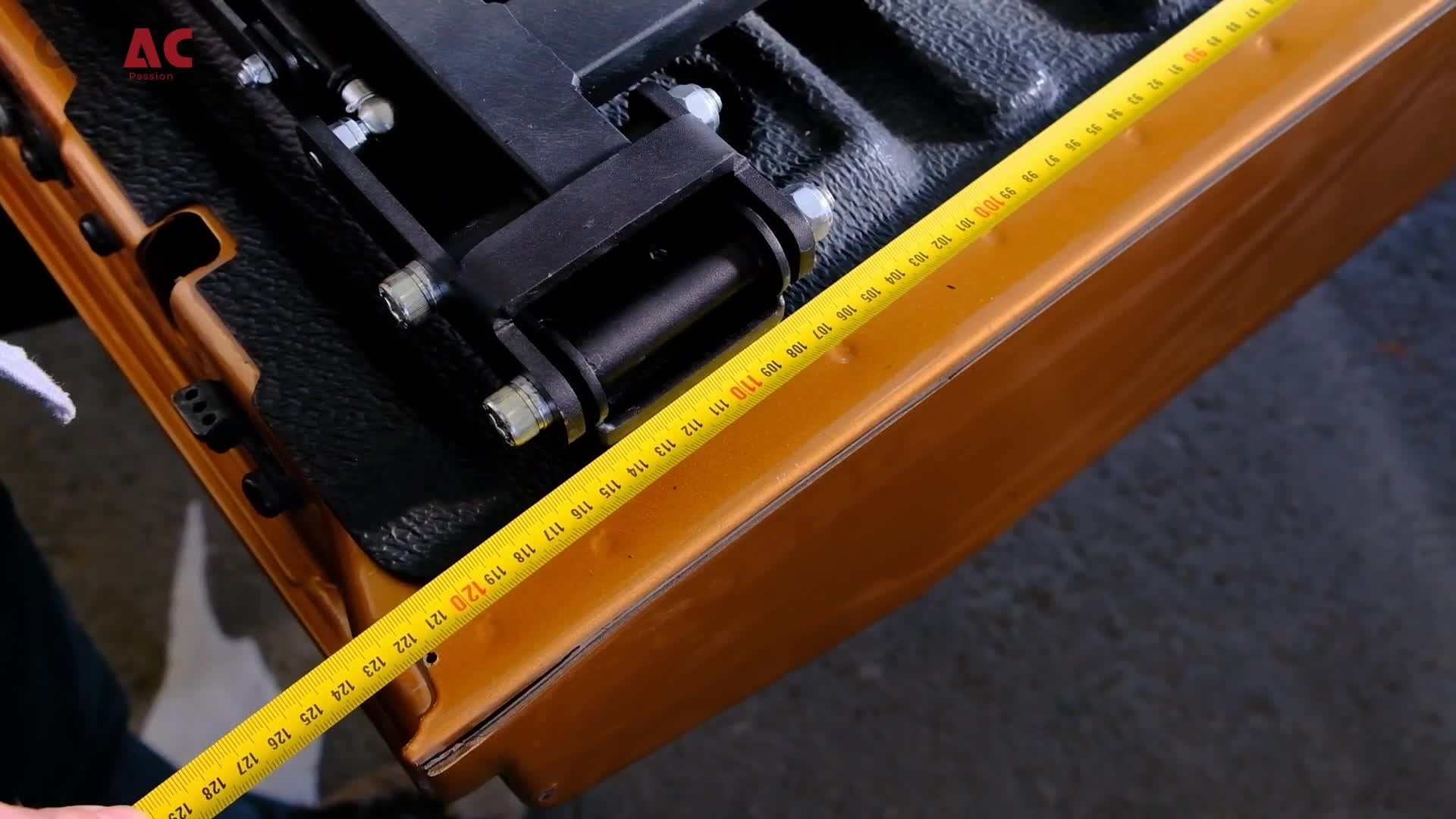 Gradino ribaltabile del portellone posteriore per pick-up Anteprima dell’immagine prodotto 7