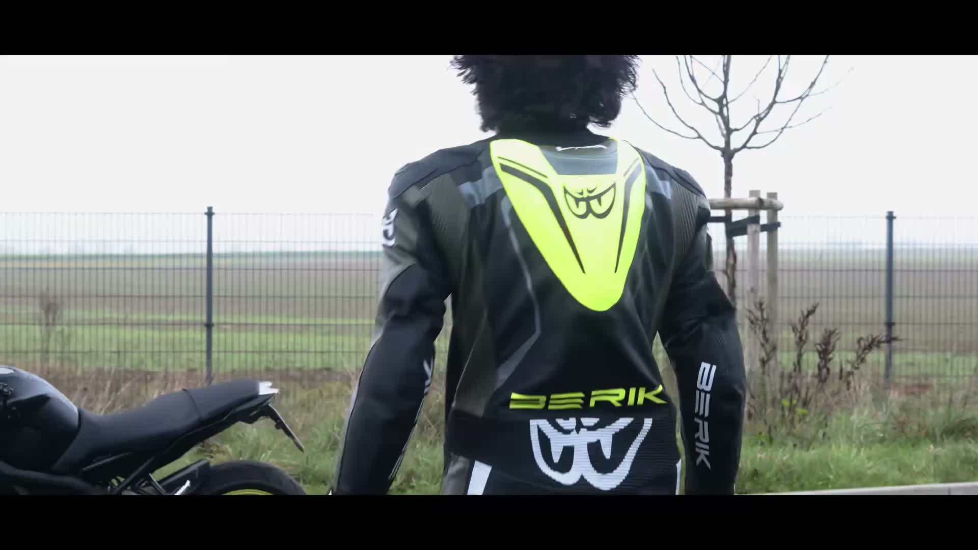 Traje de moto de cuero Berik Absolute, de una sola pieza, Vista previa de la imagen del producto 3