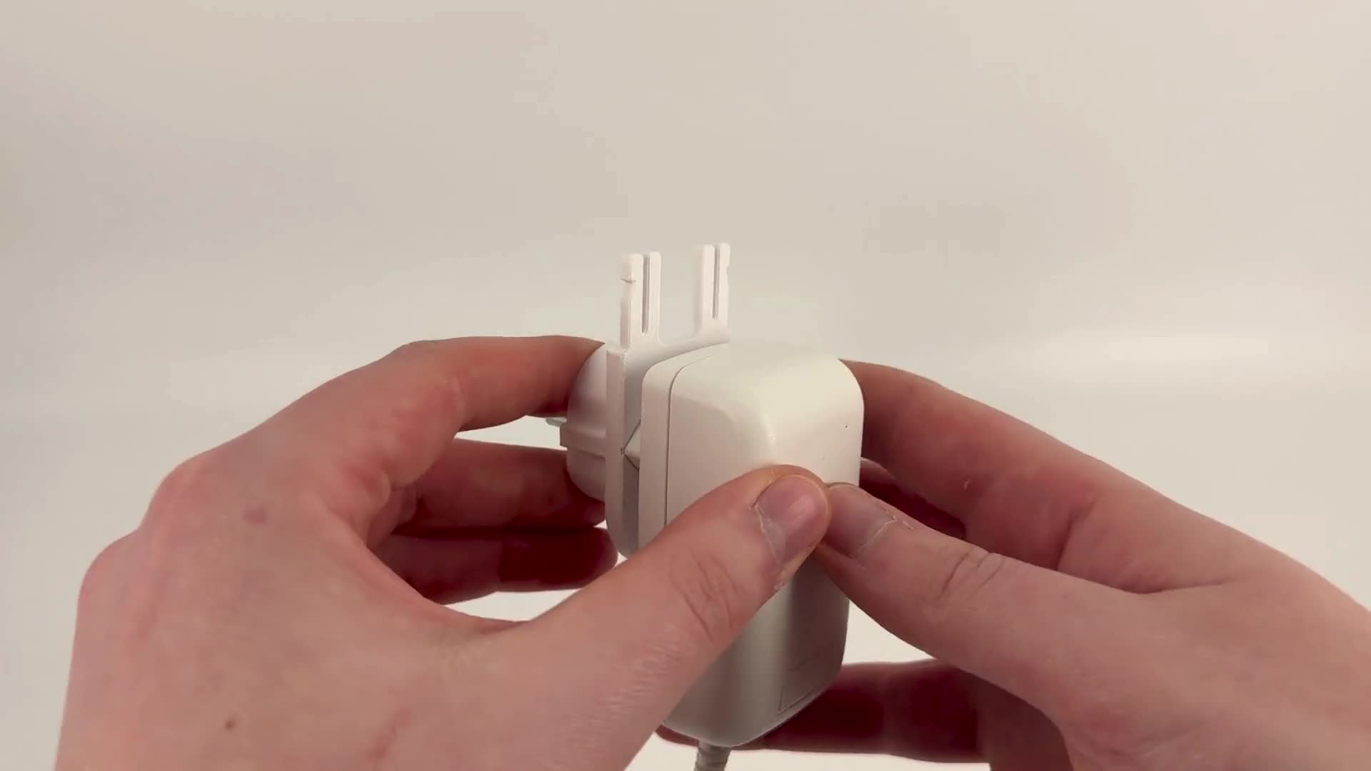 ULROAD Wandhalterung Steckdose passend für Repeater Produktbild-Vorschau 7