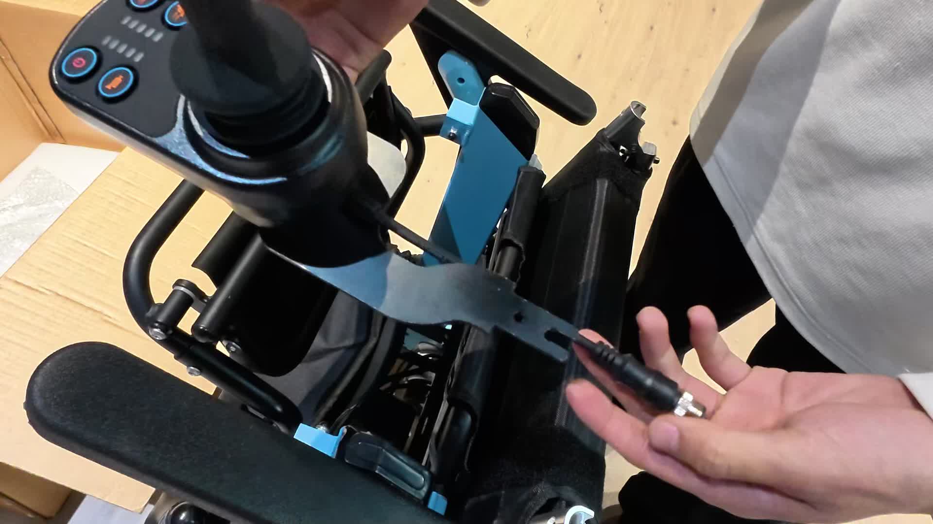 Elektrorollstuhl Elektrisch Faltbar Leicht bis 150KG, Produktbild-Vorschau 7