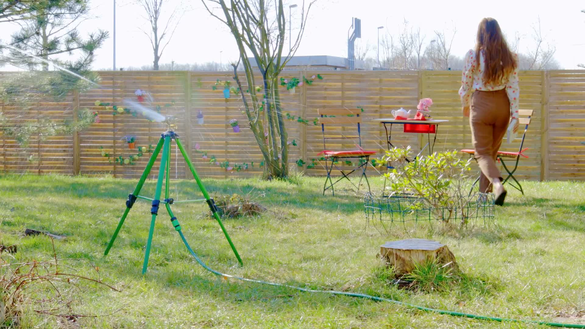 Relaxdays Sprinkler mit Teleskop-Stativ, Sprühradius bis 9 Produktbild-Vorschau 7