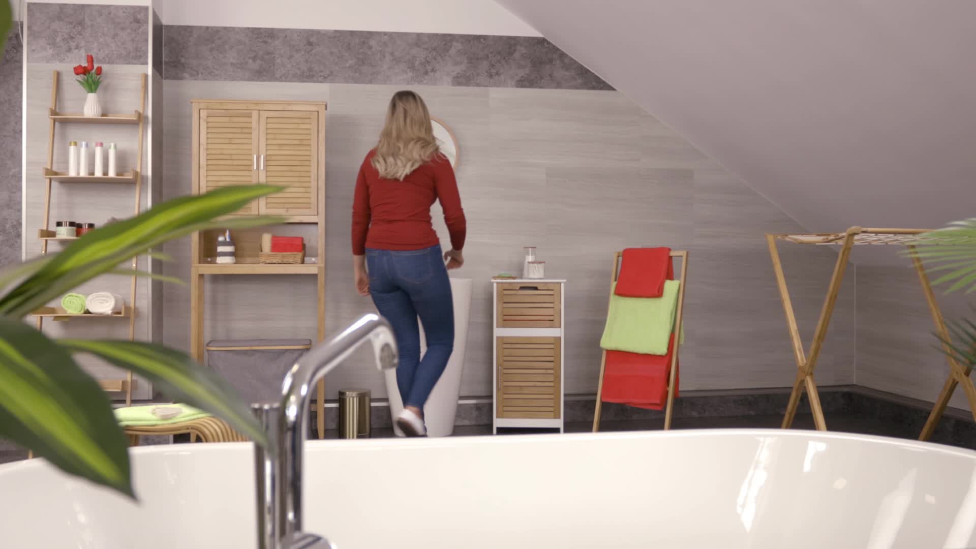 Relaxdays Handtuchhalter freistehend, Leiterregal mit 4 Produktbild-Vorschau 7