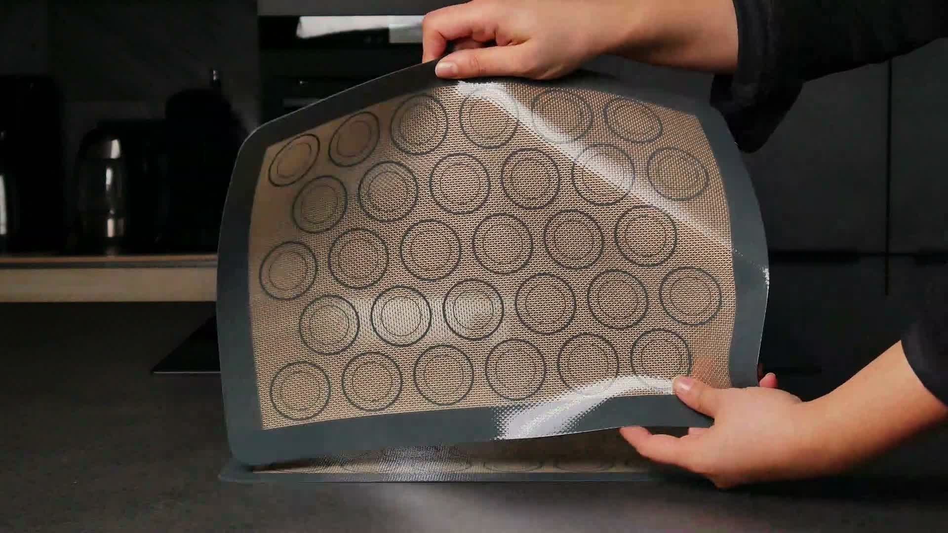 Intirilife 2x wiederverwendbare Silikon Macaron Backmatte Produktbild-Vorschau 7