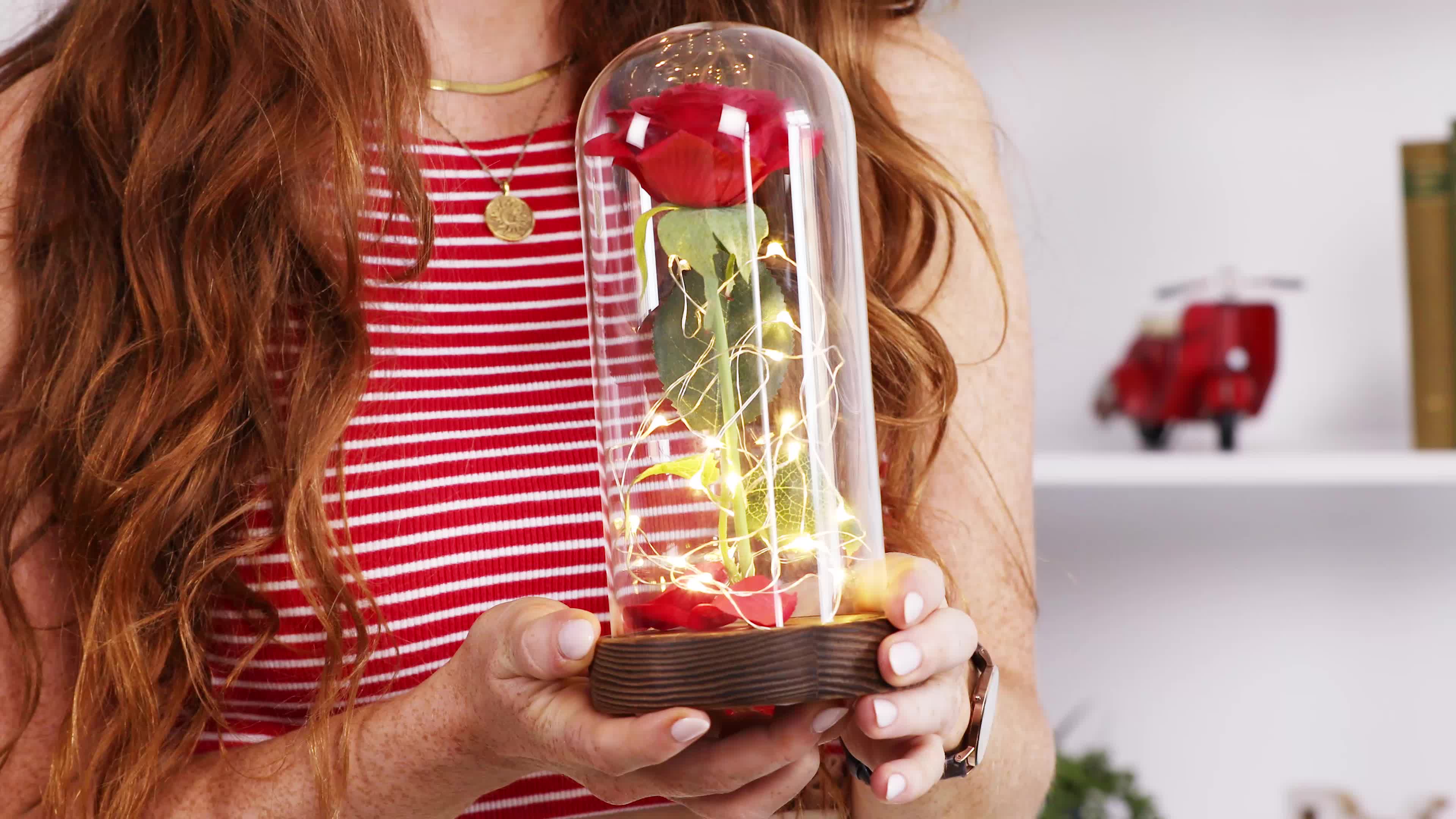 Relaxdays Ewige Rose mit Lichterkette, Geschenk Frauen, Produktbild-Vorschau 7