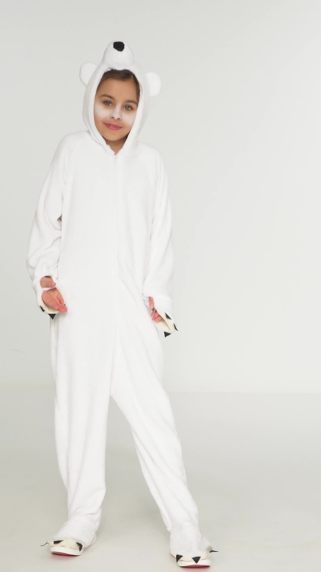 Dressforfun Kinderkostüm Eisbär – Flauschiges Plüschkostüm Mit Kapuze, Größe 116