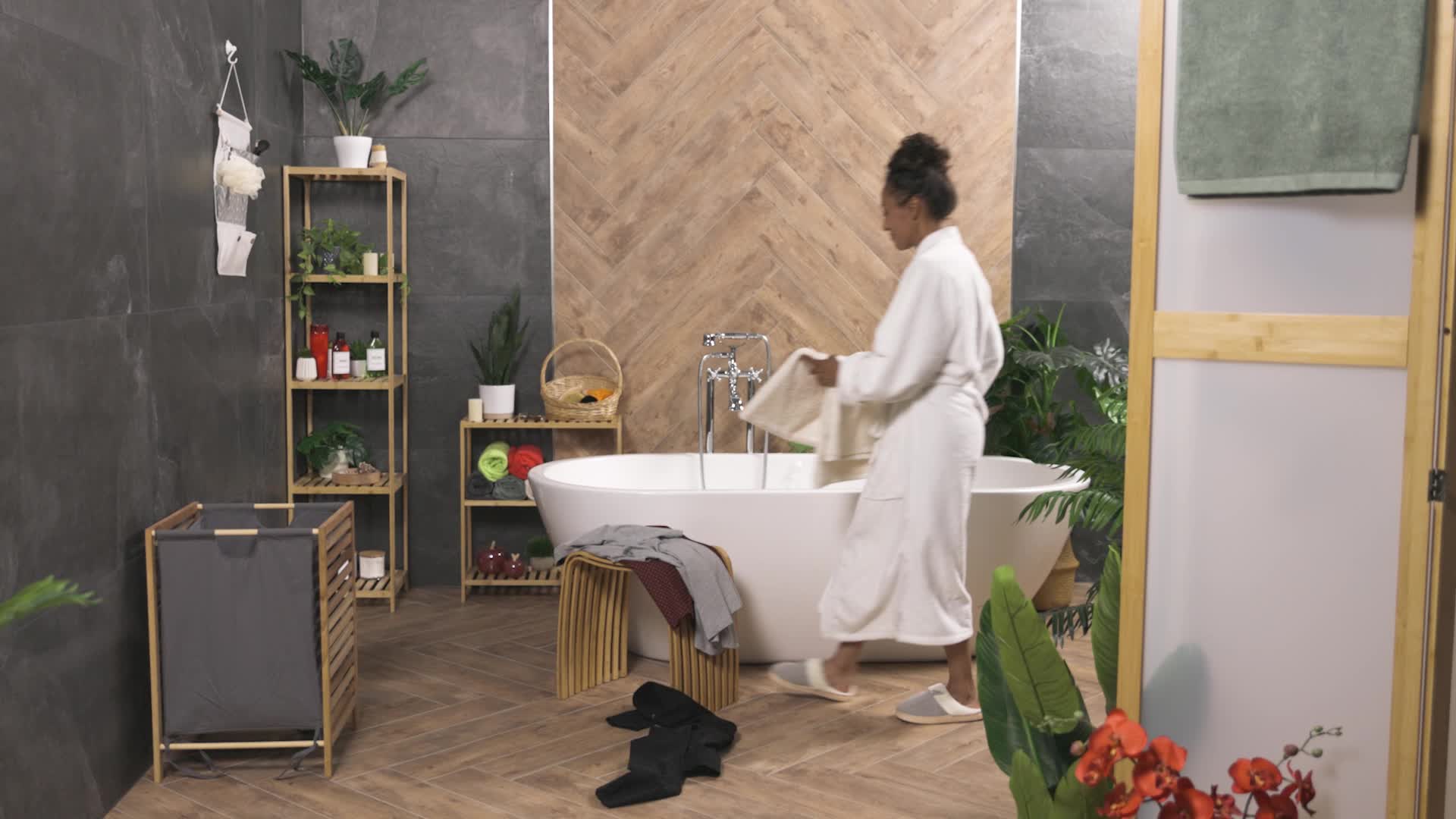 relaxdays Wäschekorb Walnussholz Produktbild-Vorschau 7