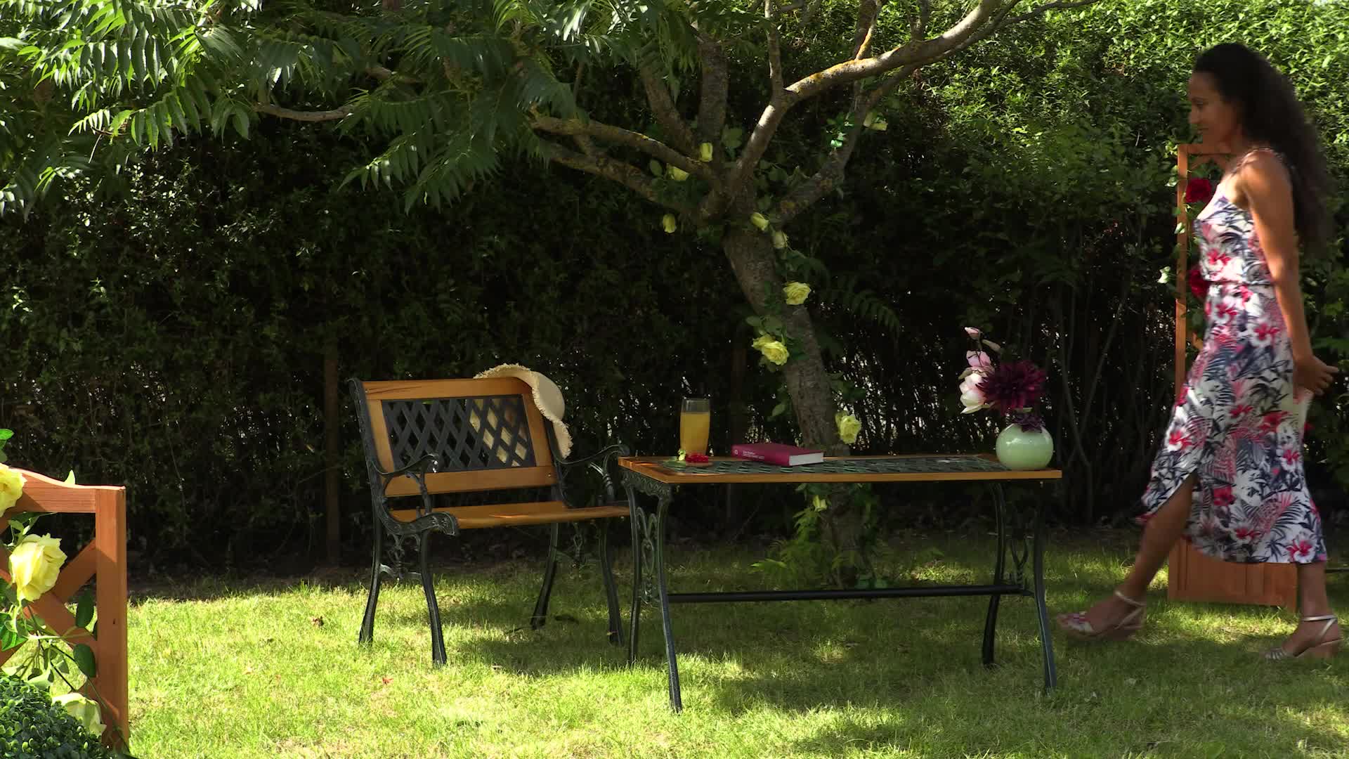 Relaxdays Gartenstuhl mit Armlehne, belastbar, niedrig, Produktbild-Vorschau 7