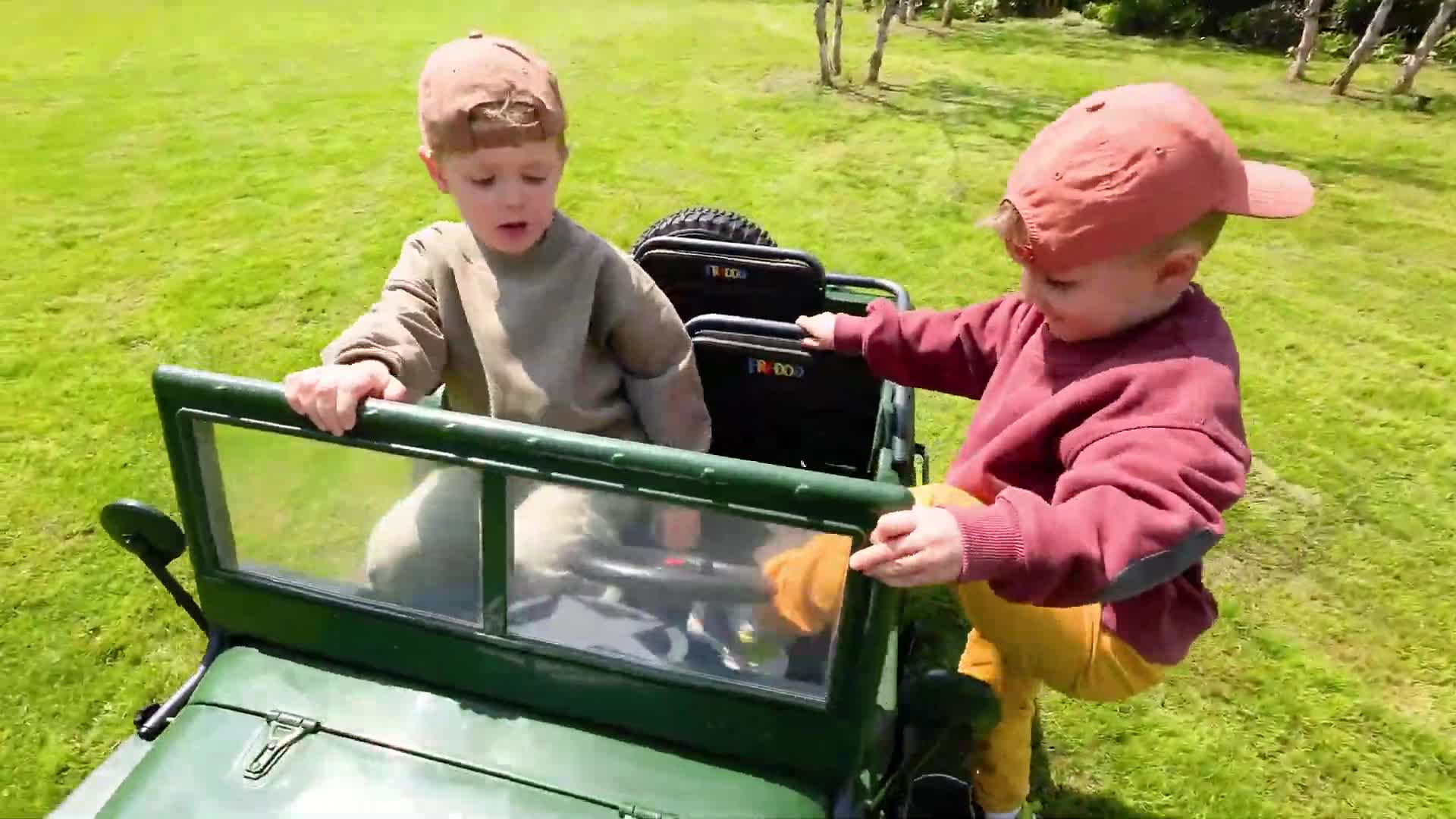 Kinder Elektroauto 2 Sitzer Jeep willy's 24V, Kinderauto Produktbild-Vorschau 7