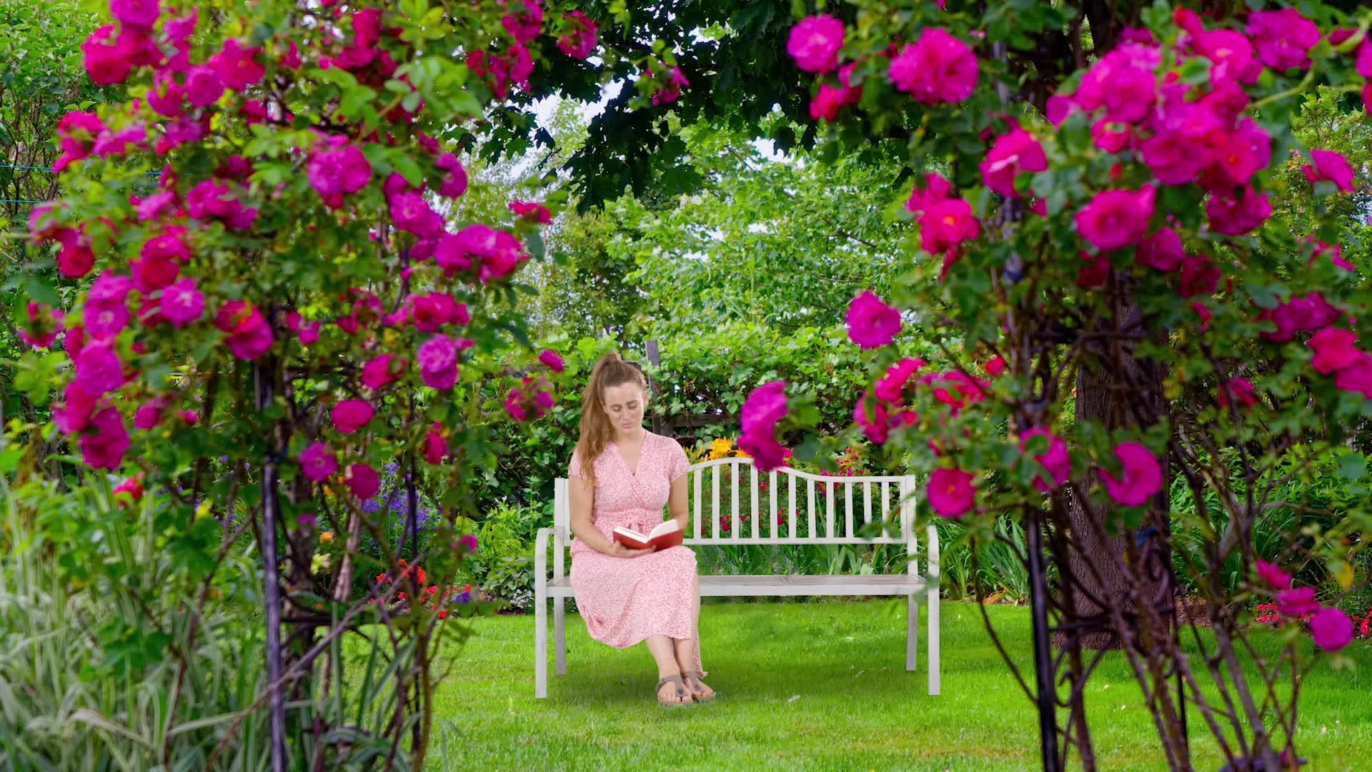 Relaxdays Gartenbank mit klappbarem Tisch, 3-Sitzer, Produktbild-Vorschau 7
