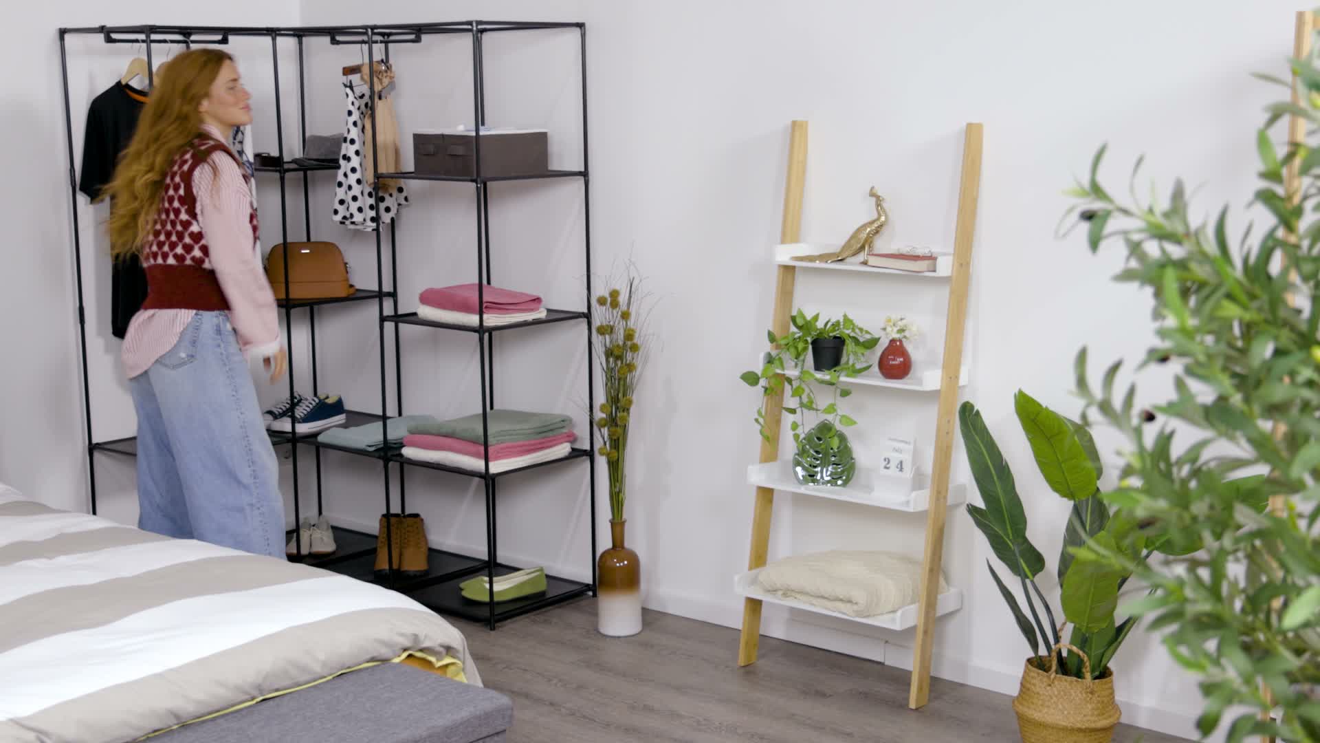 Relaxdays Leiterregal Bamboo, 4 Ablagen, Bambus, Wohnzimmer Produktbild-Vorschau 7