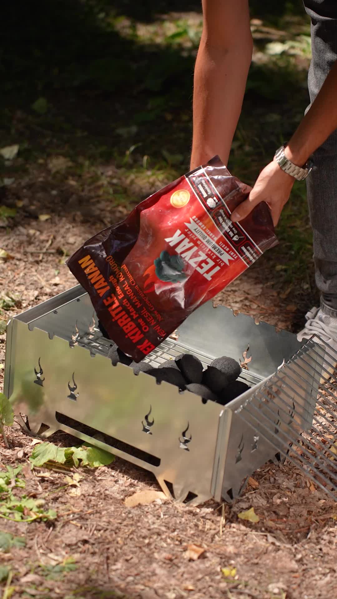 Barbecue Gain de Place sans Encombrement : Solution Légère et Démontable - 7