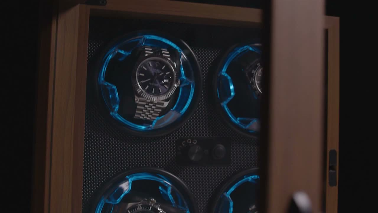 Natahovač hodinek Olvy pro 4 hodinky, LED osvětlení, Náhled obrázku produktu 7
