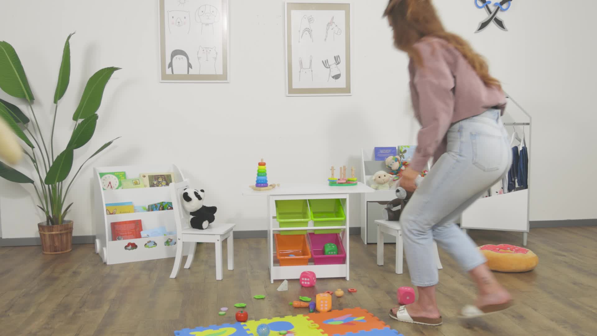 Relaxdays Kindersitzgruppe, Kindertisch mit 2 Stühlen, mit Produktbild-Vorschau 7